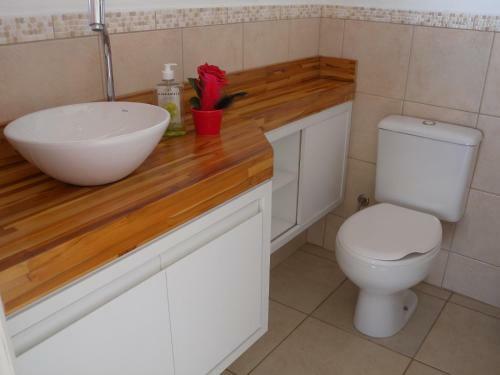 Ref�gio Perto Do Mar - Quarto Inteiro Praia Do Campeche