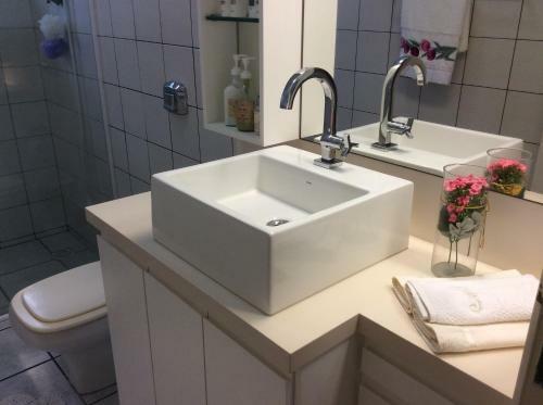 Ref�gio Perto Do Mar - Quarto Inteiro Praia Do Campeche