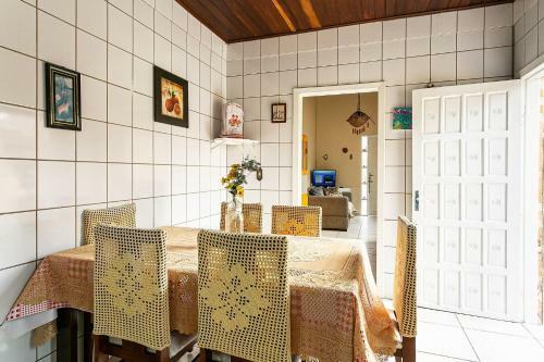 Casa Com Su�te Perto Da Praia