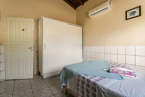 Casa Com Su�te Perto Da Praia