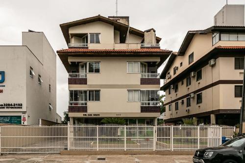 Apartamento Em Jurer� Moderno E Completo. Ja05