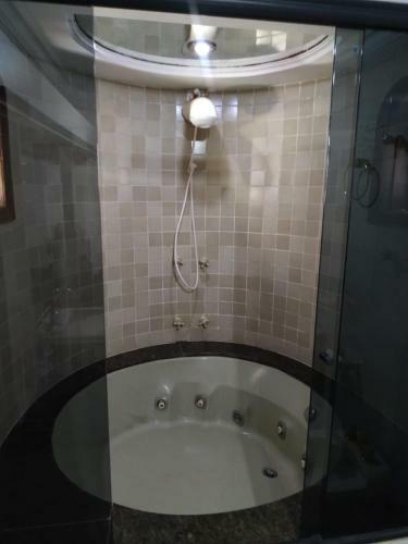 Casa Com Piscina No Centro De Foz