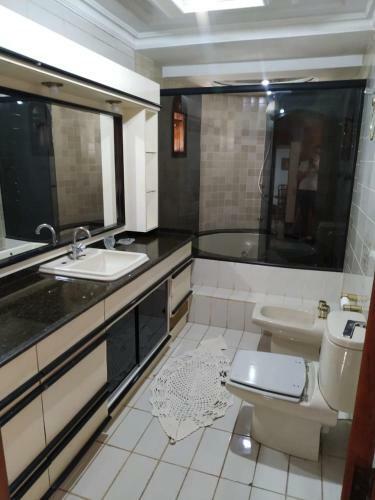 Casa Com Piscina No Centro De Foz