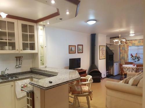 Apartamento Gramado - Ed. S�o Pedro - Apto 409