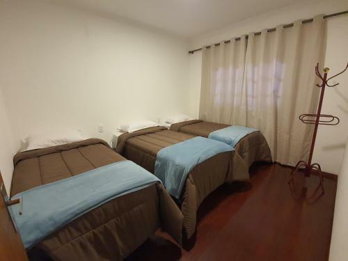 Apartamento 4 Quartos, 4 Banheiros, 150m Da Rua Coberta