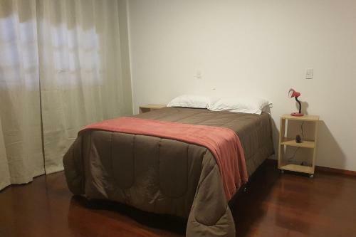 Apartamento 4 Quartos, 4 Banheiros, 150m Da Rua Coberta