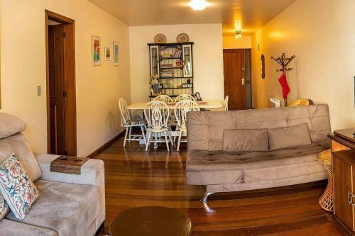 Apartamento 3 Dormit�rios 150 Mts Rua Coberta - Centro