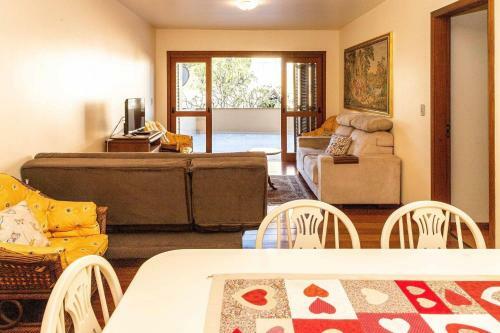 Apartamento 3 Dormit�rios 150 Mts Rua Coberta - Centro
