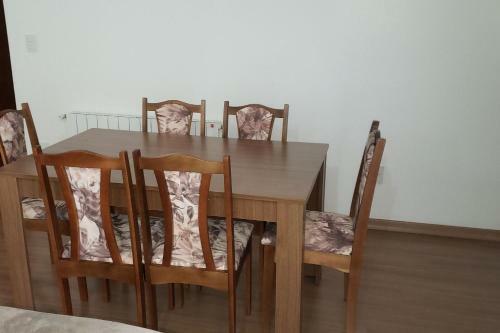 Apartamento Vale Das Hortensias 403 - 100 Metros Rua Coberta