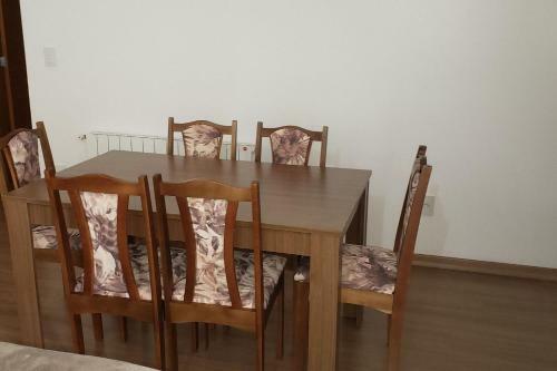 Apartamento Vale Das Hortensias 403 - 100 Metros Rua Coberta