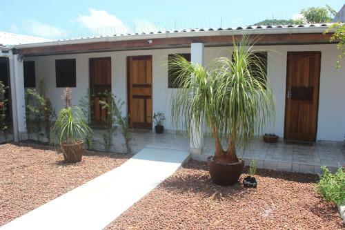 Hostal Casamar Hostel E Camping Guaruj�