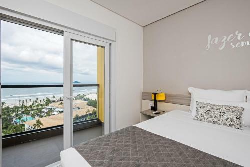 Hotel Candeias Guaruj�