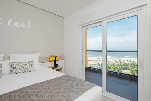 Hotel Candeias Guaruj�