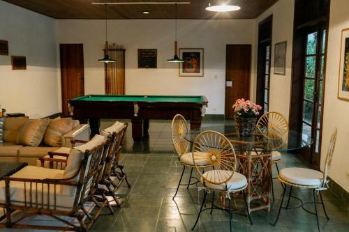 Hostal Canto Das Laranjeiras Beach Club Guaiuba