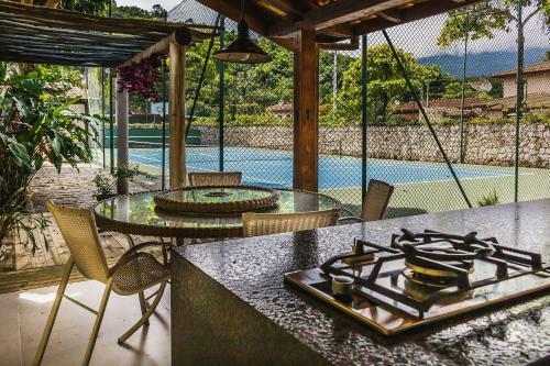 Apartamento Casa Sport - Casa Com Quadra de T�nis Na Ihabela
