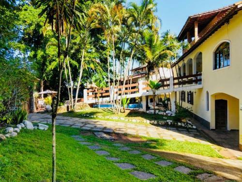 Hostal Chal�s Ilha Beach