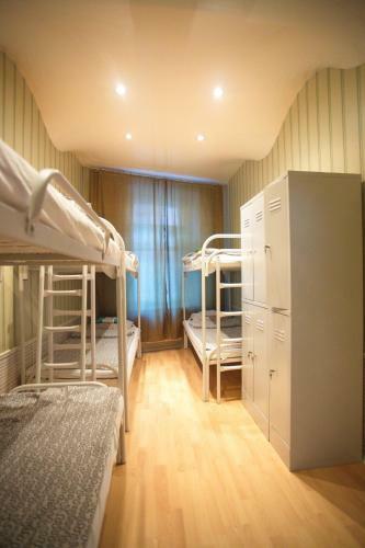 Houseton Hostel