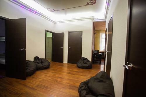 Houseton Hostel