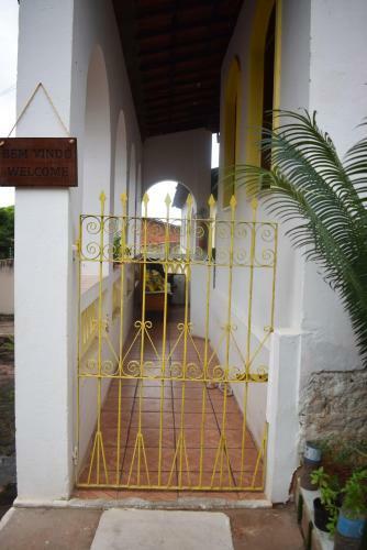 Yellow Rock Hostel E Casa Da Patr�cia