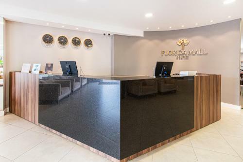Hotel Florida Mall & Suites