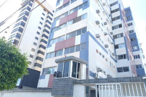 Apartamento Edif�cio Canoa Paju�ara - Apto 302