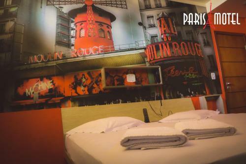 Paris Motel