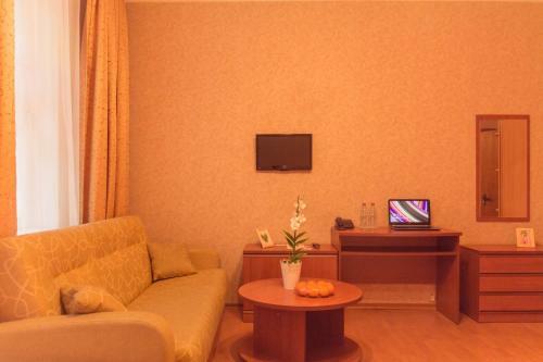 Hotel Megaservice