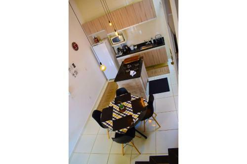 Apartamento Novo, Completo E Bem Localizado.