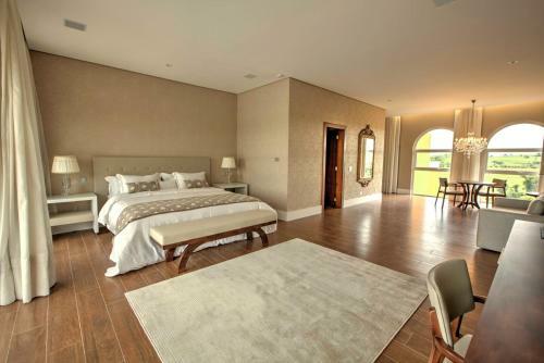 Hotel Daj Resort & Marina