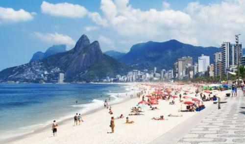 Hostal Simple Single Room Botafogo, Copacabana Beach