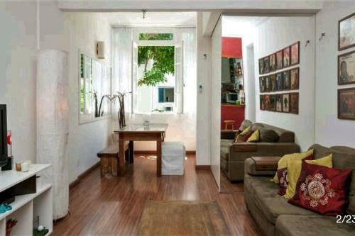Charmoso Apartamento Pr�ximo As Praias de Ipanema E Arpoador