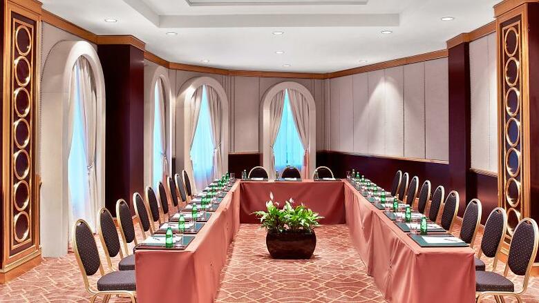 Hotel The St. Regis Moscow Nikolskaya
