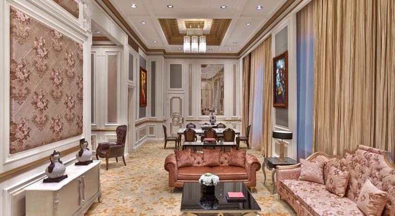 Hotel The St. Regis Moscow Nikolskaya