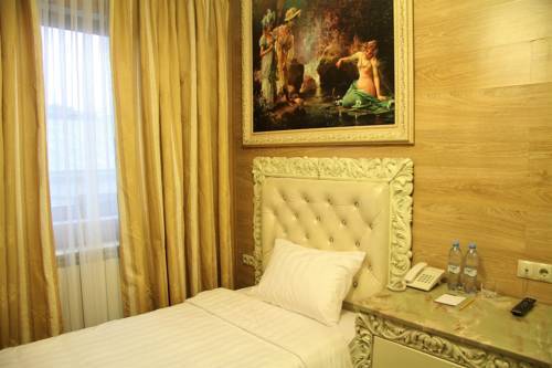Sunflower Avenue Hotel Moscow