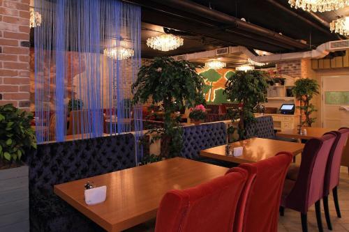 Sunflower Avenue Hotel Moscow