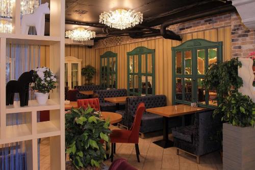 Sunflower Avenue Hotel Moscow