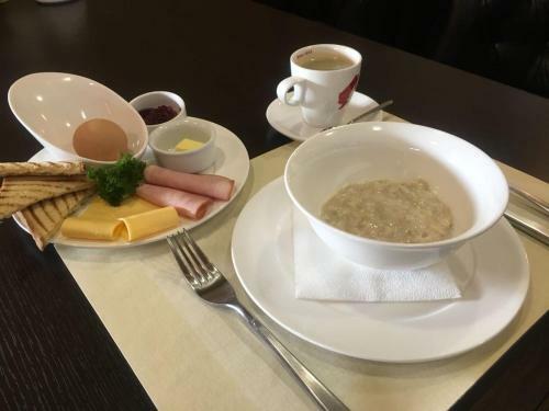 Tolstogo City Hotel
