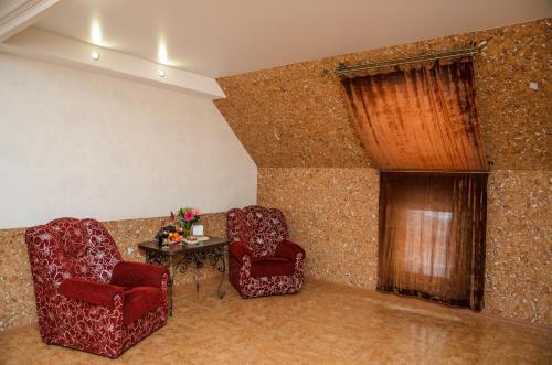Tolstogo City Hotel