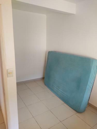 Casa 3 Quartos Com Churrasqueira E Chuveir�o