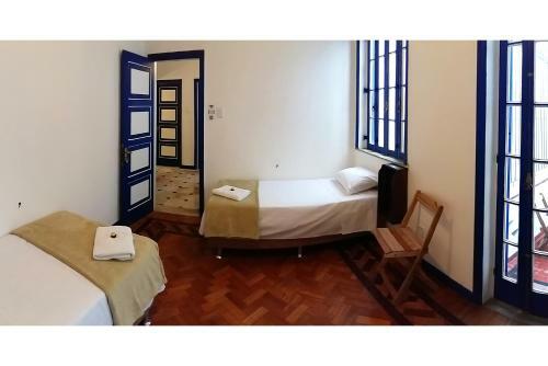 Hostal Farfalla Guest House
