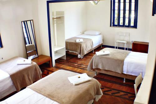 Hostal Farfalla Guest House