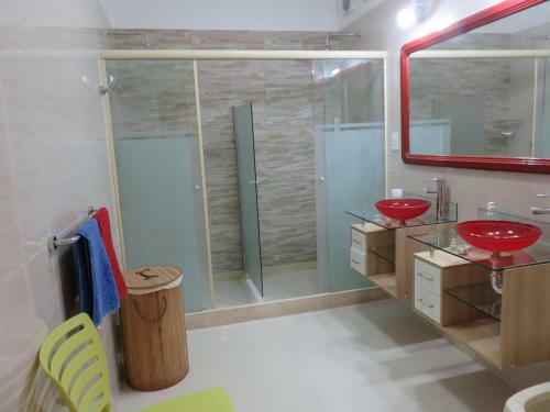 Copacabana Apartment, 30 Mts. From The Beach