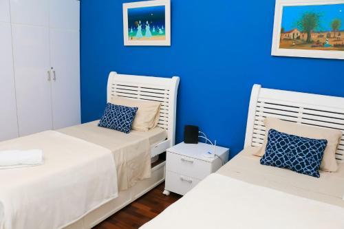 Lagoon View Apartment!