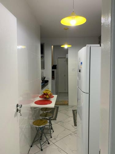 Apartamento Copanema Reformad�ssimo No Posto 6, Venham