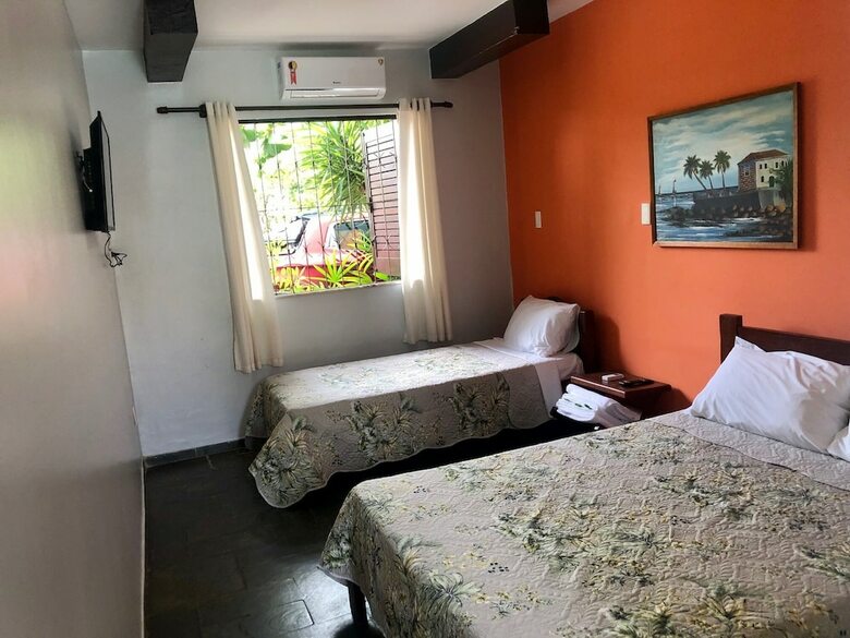 Hostal Pousada Bougainville