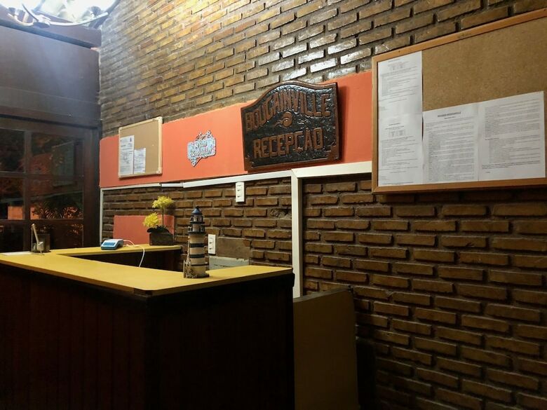 Hostal Pousada Bougainville