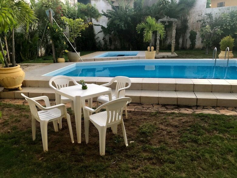 Hostal Pousada Bougainville