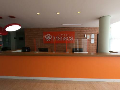 Hotel Manac�