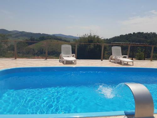 Hostal Restaurante E Pousada Chique Na Ro�a