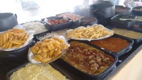 Hostal Restaurante E Pousada Chique Na Ro�a